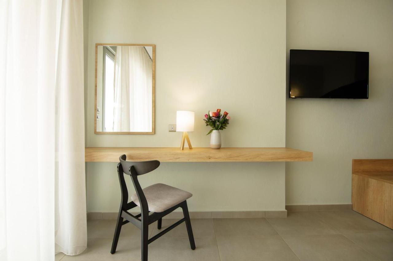 Le Grand Reve Aparthotel Gerakini Ngoại thất bức ảnh