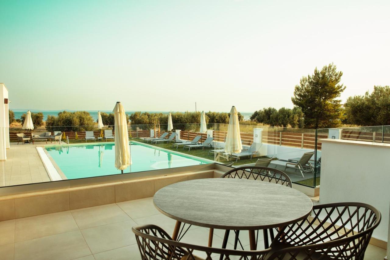 Le Grand Reve Aparthotel Gerakini Ngoại thất bức ảnh