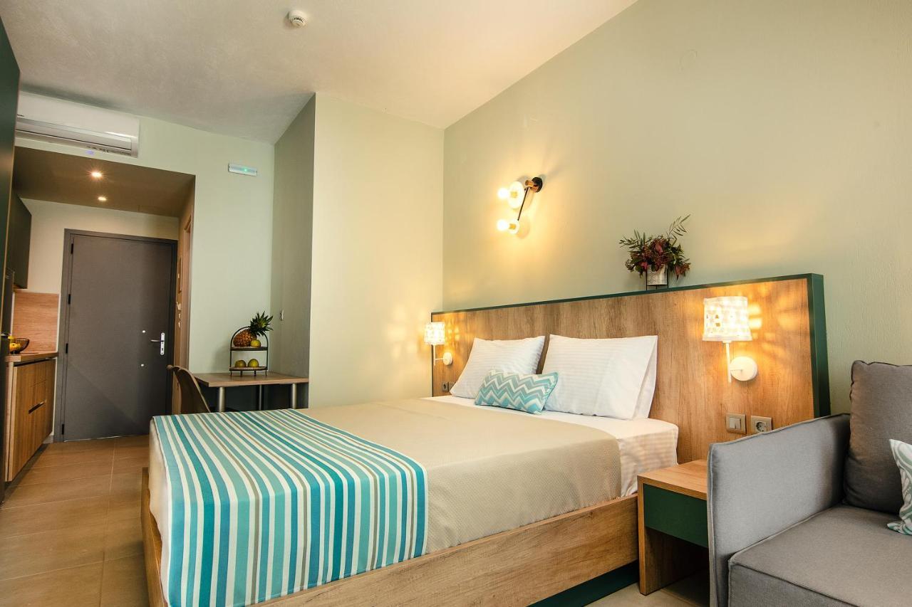 Le Grand Reve Aparthotel Gerakini Ngoại thất bức ảnh